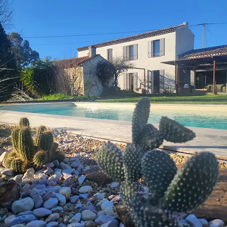 Maison De Charme Dans Ecrin De Verdure Au Calme, Proche *