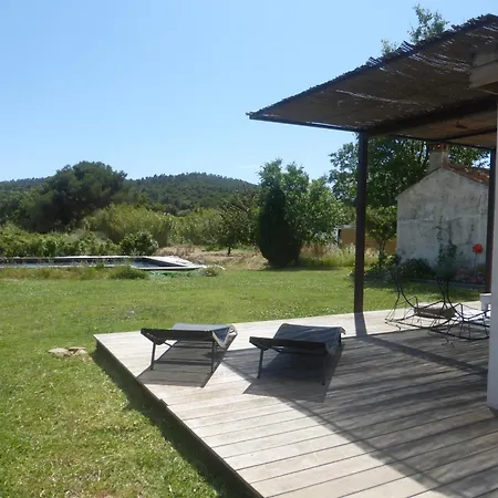 Maison De Charme Dans Ecrin De Verdure Au Calme, Proche