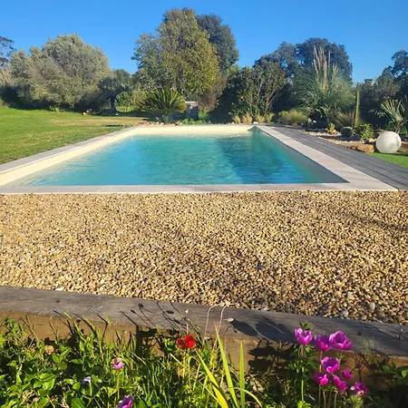 Villa Maison De Charme Dans Ecrin De Verdure Au Calme, Proche *